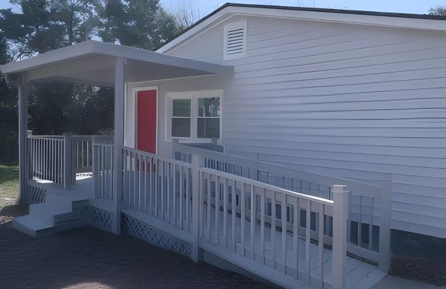 4032 Pershing Avenue