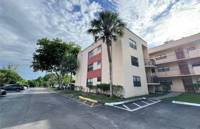 Photo of 3199 Foxcroft Rd