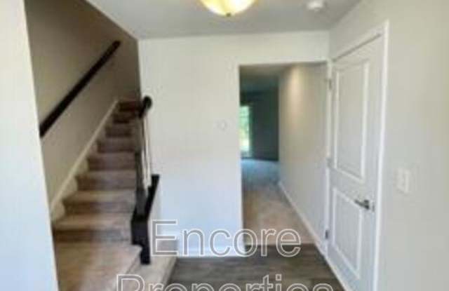 388 Amber Acorn Avenue