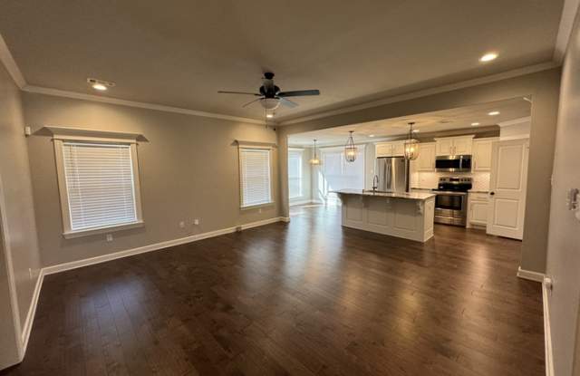 7201 Sarrasin Street