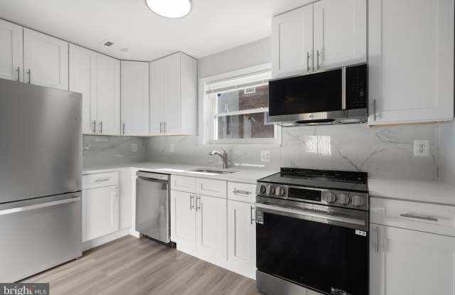 Photo of 13838 BEAUJOLAIS Court