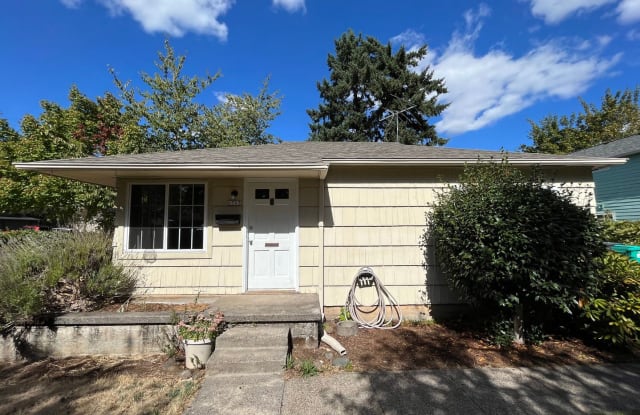 6503 SE Knight Street - 6503 Southeast Knight Street, Portland, OR 97206