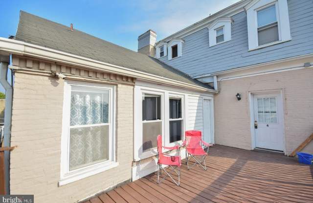 501 W KING STREET