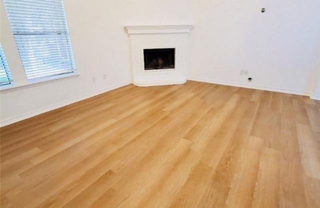 2809 Parkgreen Drive