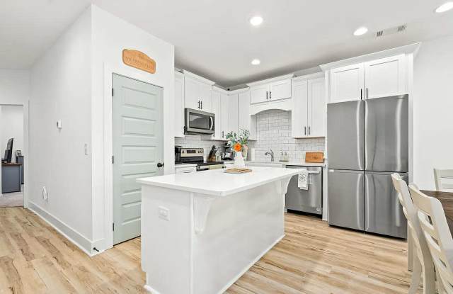 Photo of 316 Northgate Blvd