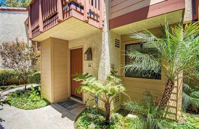 Photo of 5760 Owensmouth