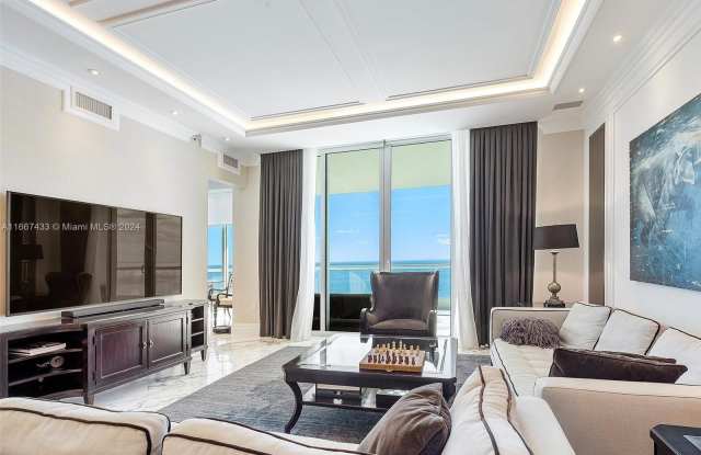 Photo of 16047 Collins Ave