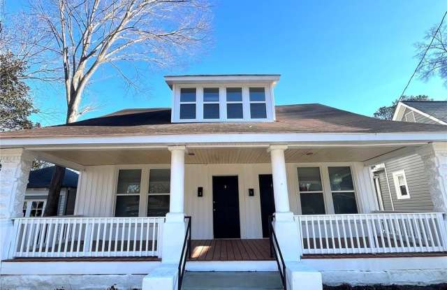 711 S Jackson Street unit: 102