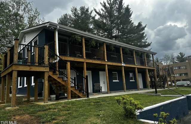 Photo of 249 North Street unit: 2