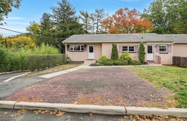 13 Grove St - 13 Grove Street, Pompton Lakes, NJ 07442