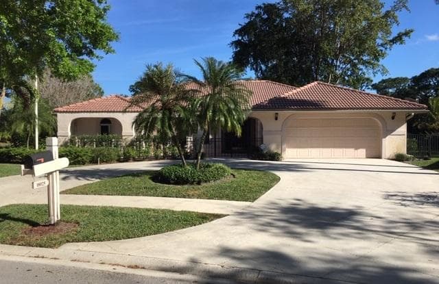 18025 Lake Bend Drive - 18025 Lake Bend Drive, Jupiter, FL 33458