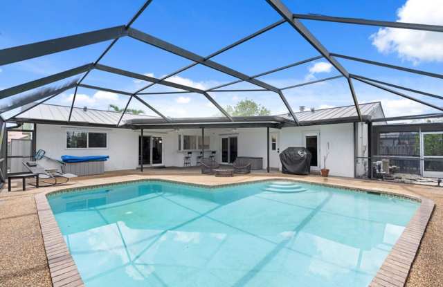 1039 NW 8th Street, Boca Raton, FL 33486