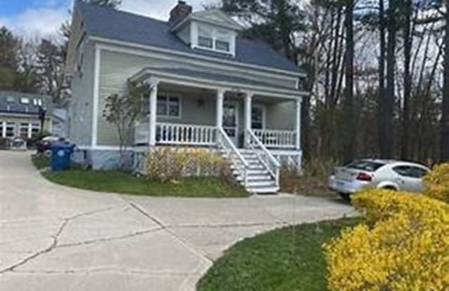 168 Lakeview Ave - 168 Lakeview Avenue, Middlesex County, MA 01879