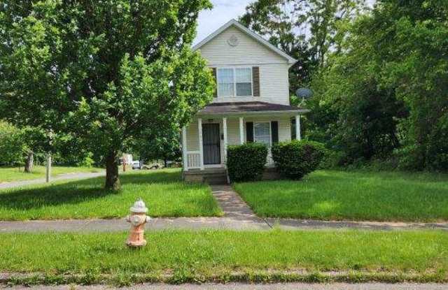 501 Willis Avenue