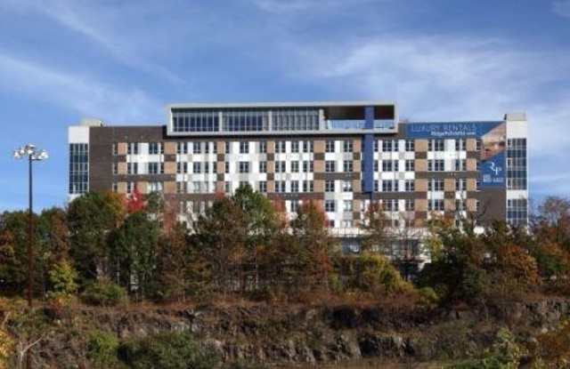 Ridge Pointe