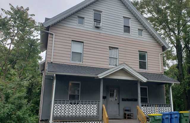 Photo of 1235 Bank Street