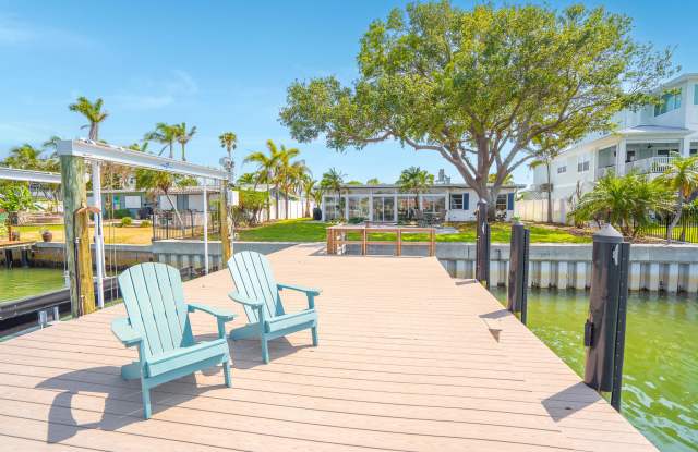 Photo of 291 N Tessier Dr