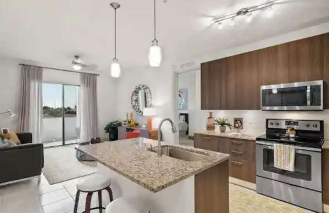 Photo of 4415 Northwest 82nd Avenue