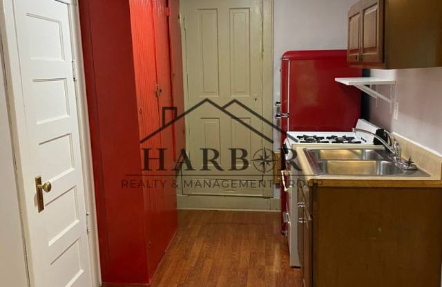 867 8th Avenue Southeast - 1