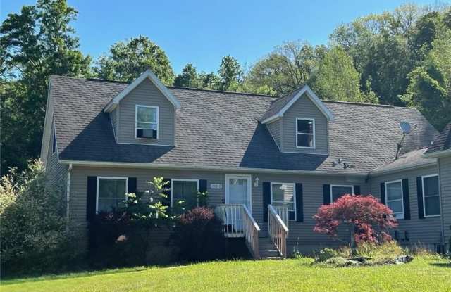 492 Midland Lake Road