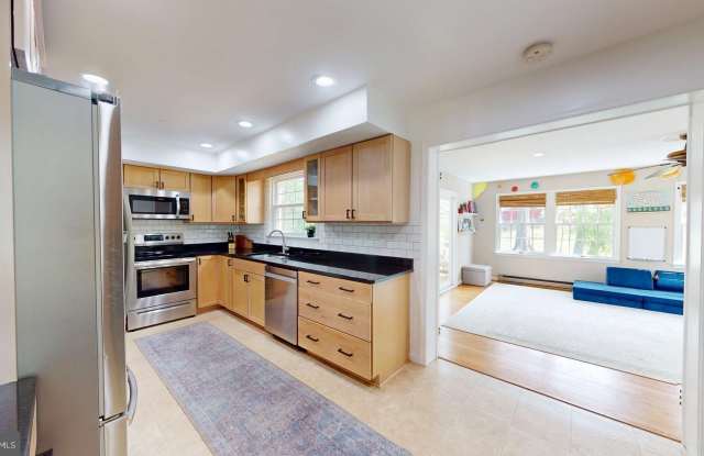 6705 LITTLE ANN COURT