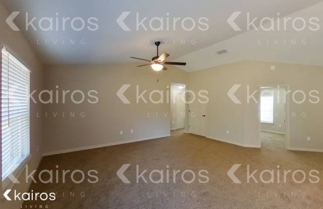 6 Malauka Radial Pass, Ocklawaha, FL, 32179