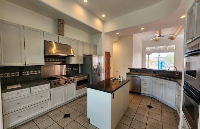 6 Softwynd Dr - 6 Softwynd Drive, Santa Fe County, NM 87508