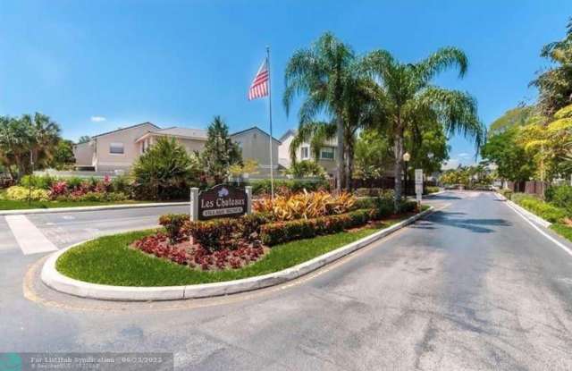 4810 Grapevine Way