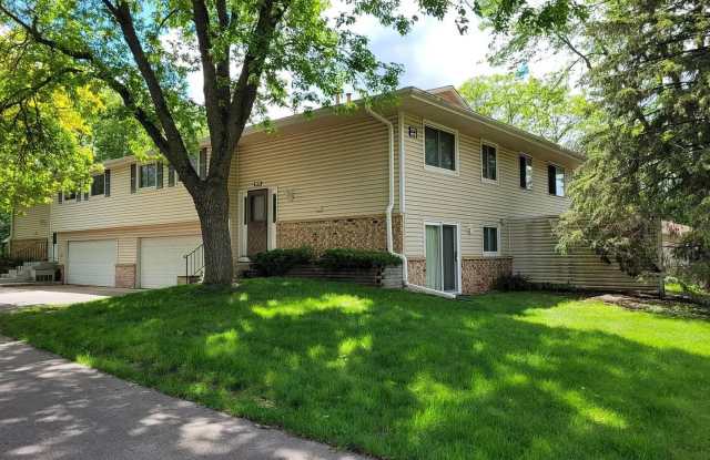 Photo of Elegant Townhome Living in a Prime Eagan Location!!