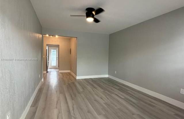 Photo of 934 Meridian Ave