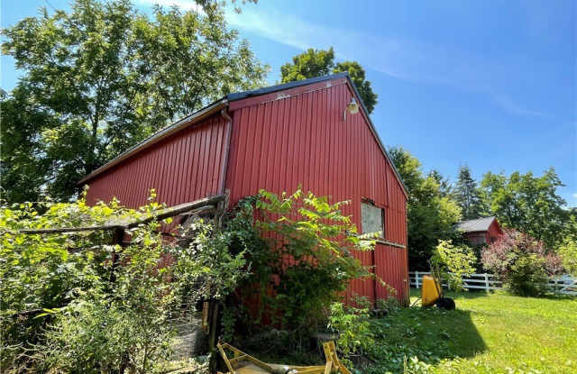 42 Bulls Saw Mill Road