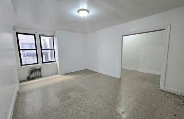 Photo of 1340 Merriam Avenue