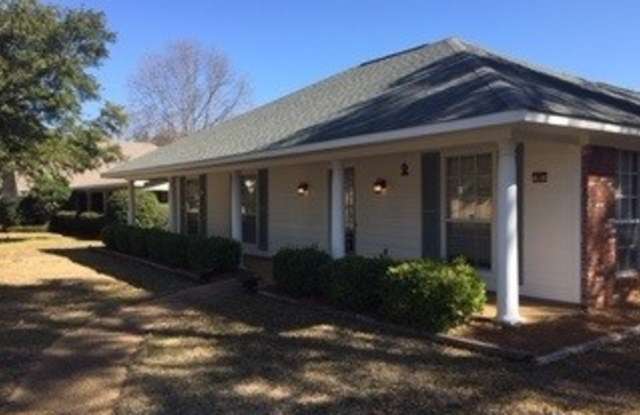 300 Mockingbird Lane - 300 Mockingbird Lane, Madison, MS 39110