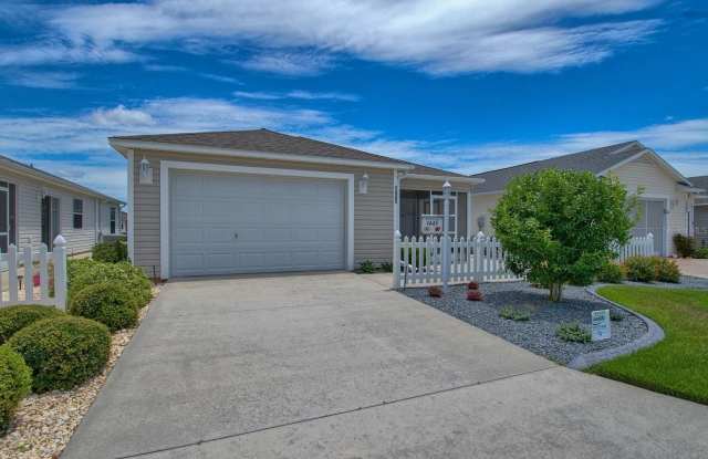 Photo of 1445 OLYMPIA STREET