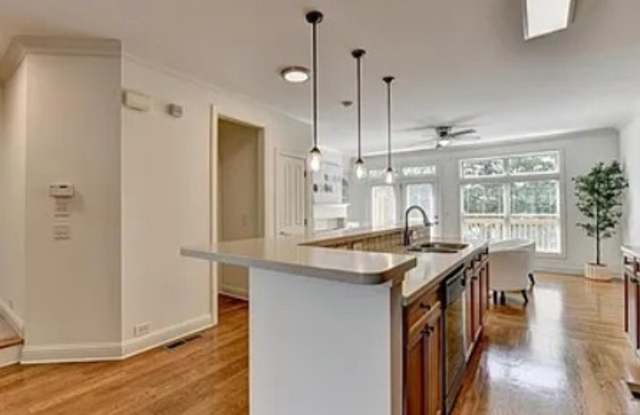 Photo of 10898 Gallier Street