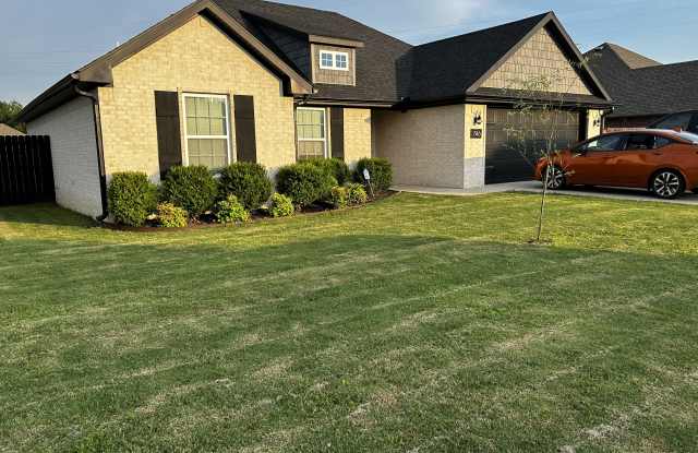 Photo of 746 Roselawn Street