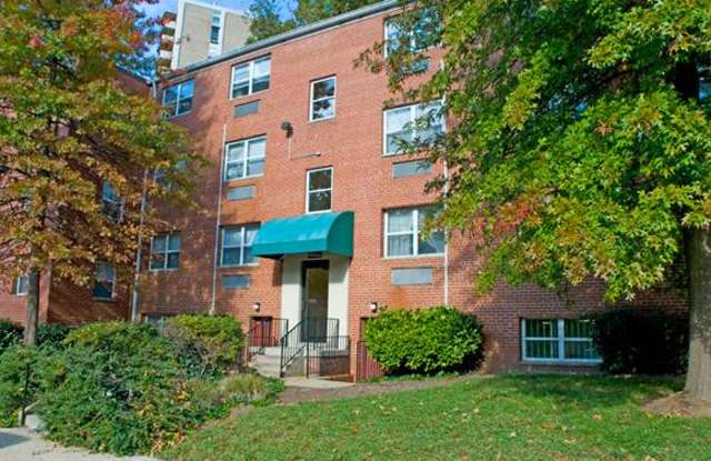 Photo of Croydon Manor Apts