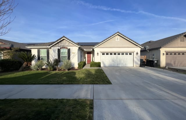 2126 North Lindsay Court - 2126 North Lindsay Court, Visalia, CA 93291