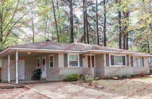 1205 Greenwood Drive