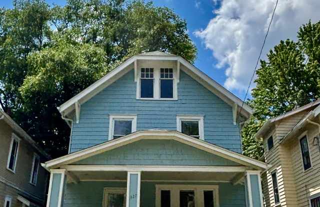 327 Grand Ave.