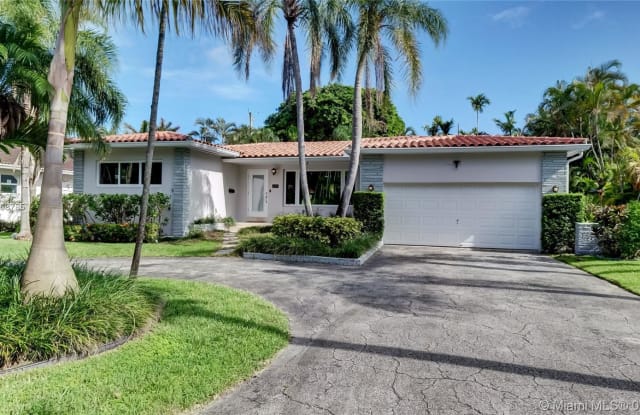 1270 NE 100th St - 1270 NE 100th St, Miami Shores, FL 33138