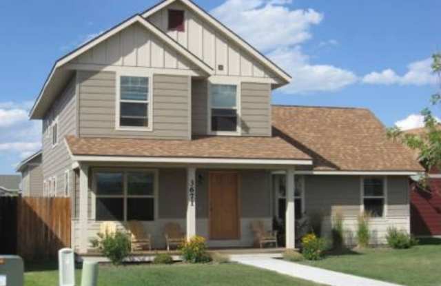 3 bed 2.5 bath, lovely Oak Springs Home with Fenced Yard - 3671 Potosi Street, Bozeman, MT 59718