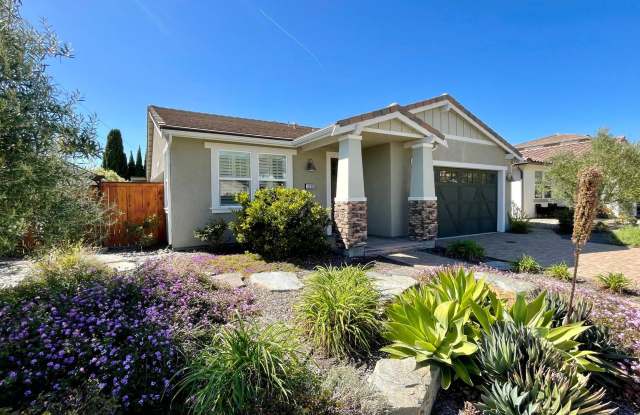 Exceptionally Maintained, Newer, Single Level 3-Bedroom Home with Air Conditioning in Serra Meadows - 3238 Cherry Lane, San Luis Obispo, CA 93401