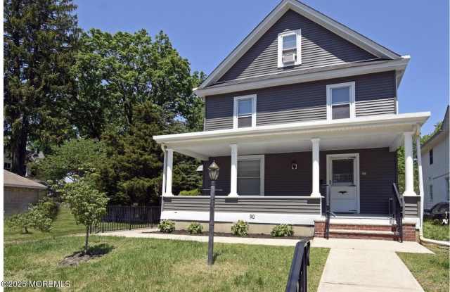 Photo of 90 Pinckney Road unit: B