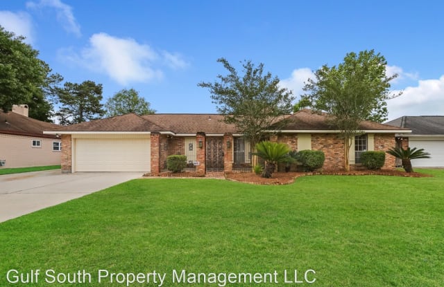 1557 Maplewood Drive - 1557 Maplewood Drive, Slidell, LA 70458