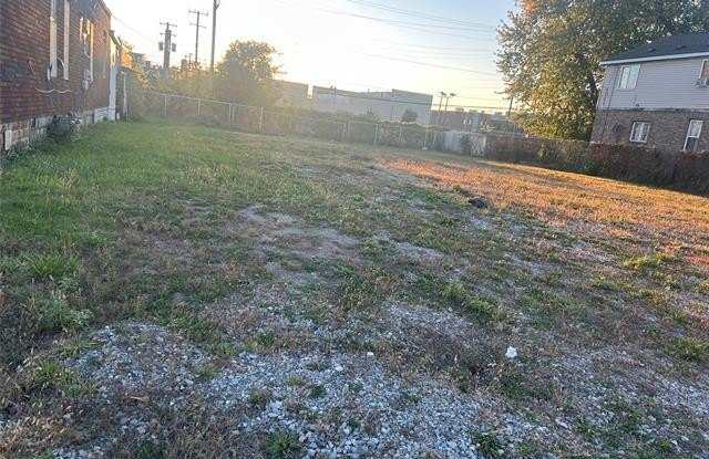 1629 Waterman Street