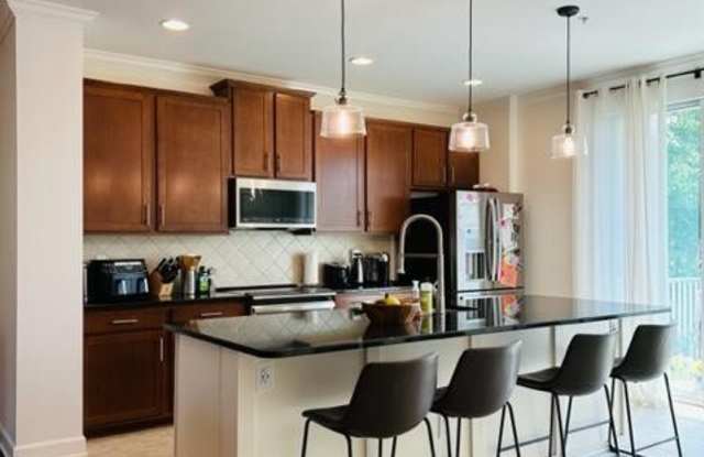 4459 ELLIPSE DR