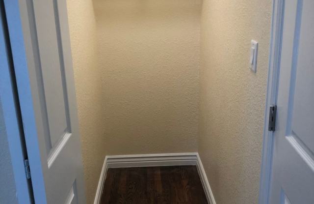 ALL PROSPECTIVE TENANTS MUST SUBMIT A $58 NON-REFUNDABLE APPLICATION FEE PER APPLICANT ONLINE AND BE PRE-QUALIFIED PRIOR TO ANY SHOWINGS