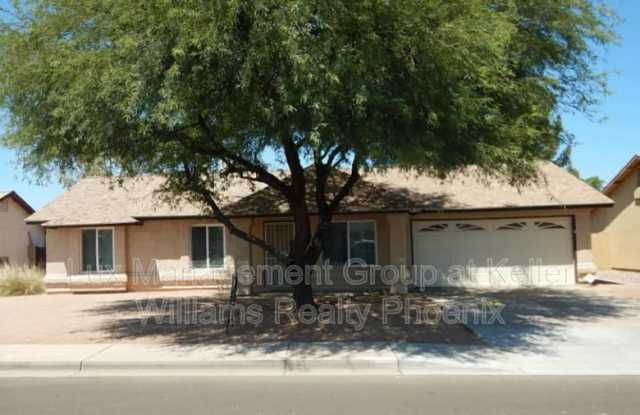 6320 West Laredo Street