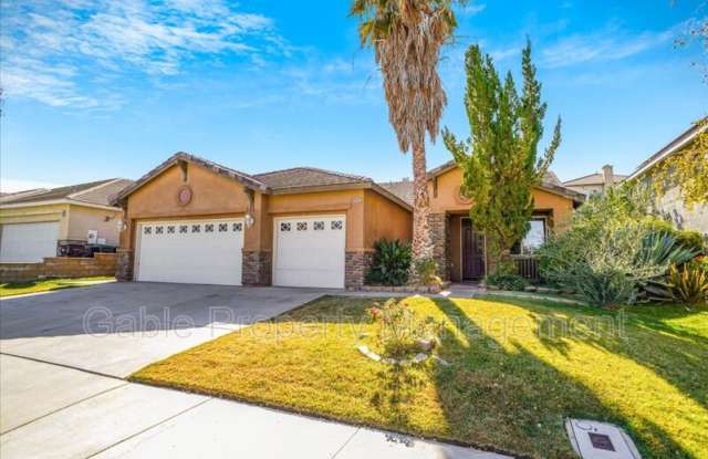 3932 SUNGATE DR.